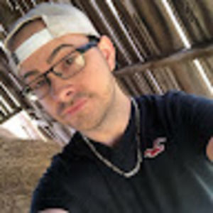 Meet your Posher, Levi